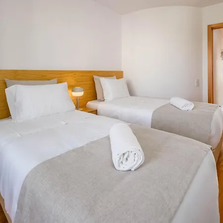 Campo Alegre By Hopstays Апартаменты *